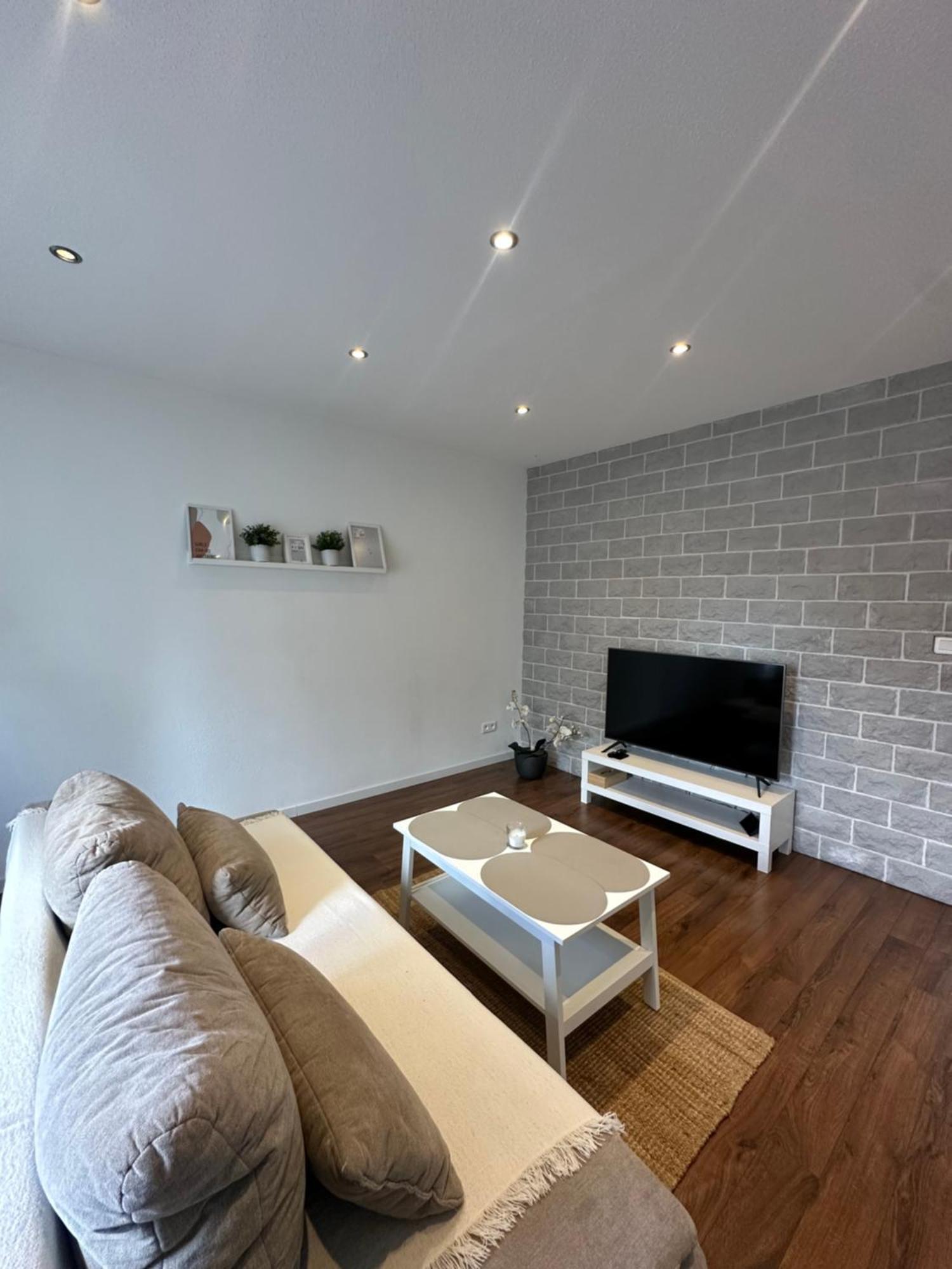 # Le 3 # Joli Appartement T3 Mulhouse Centre, Neuf, Calme Et Tout Equipe Eksteriør billede